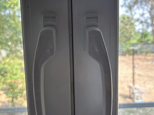 บริการเปลี่ยนมือจับประตู หน้าต่าง ในเกาะสมุย โดยสมุยฟิกซ์