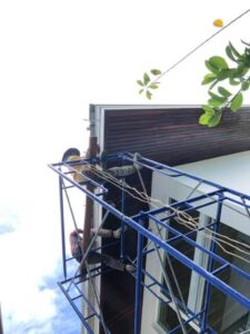 ร้านติดตั้ง และซ่อมรางน้ำฝน ในเกาะสมุย บริการ โดยสมุยฟิกซ์