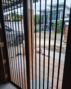 Pleated Safety Screen Door and Window Installation in Koh Samui | Samui Fix